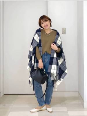 巻くだけで小顔みえ♡【グローバルワーク】おしゃれスタッフから学ぶ！「マフラーコーデ」