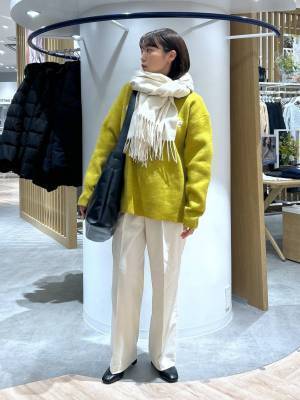 巻くだけで小顔みえ♡【グローバルワーク】おしゃれスタッフから学ぶ！「マフラーコーデ」