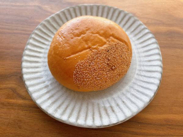 《要チェック》この「組み合わせ」が「マッチして絶品」！！【ローソン】“栗あんぱん”がほくほく♡