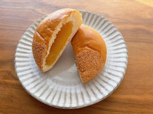 《要チェック》この「組み合わせ」が「マッチして絶品」！！【ローソン】“栗あんぱん”がほくほく♡