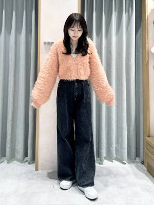 ふわふわ感がたまらん♡【Heather】冬のムード高まる「ガーリーカーディガン」