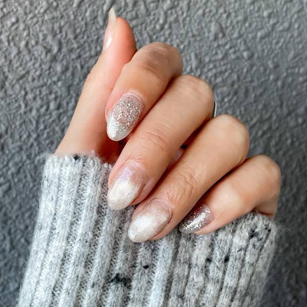 「簡単」に「冬の手元」が可愛くなる！！【3COINS】「時短」なのに「発色よい」！！”ジェルネイル”は「コスパ」いいっ！