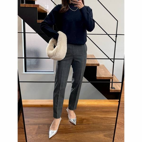 今季は「グレー」が可愛いッ♡「着回し抜群」すぎん…！？【ユニクロ】「1万円以内」“おしゃれコーデ”特集