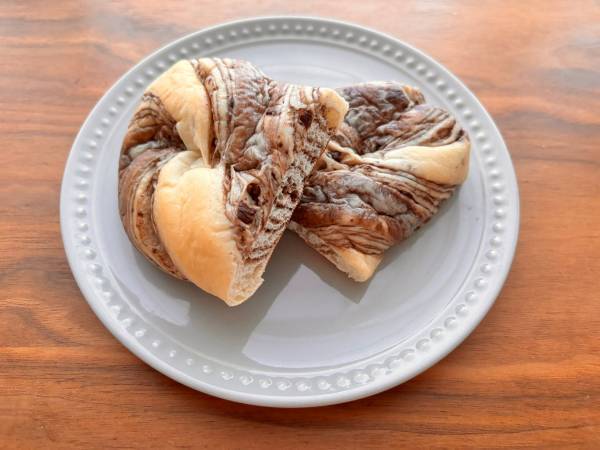 「ダイエット中」にもオススメ！【セブンイレブン】「優しい甘さ♡」と「もちもち触感」で食べ応え抜群！！「サイクルミーシリーズ」よりチョコパン登場！！