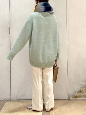 絶妙カラーが可愛い♡【グローバルワーク】冬モテ間違いなし！「淡色ニット」