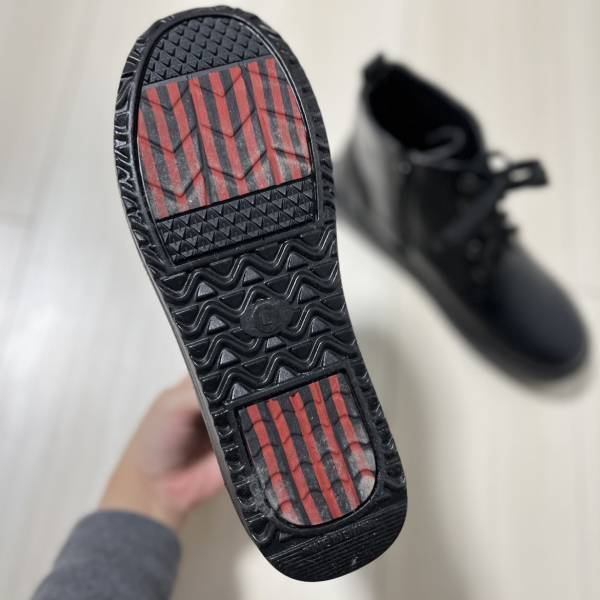 「秘密は靴裏にアリ！」レースアップが可愛い【しまむら】本格“スノーブーツ”特集