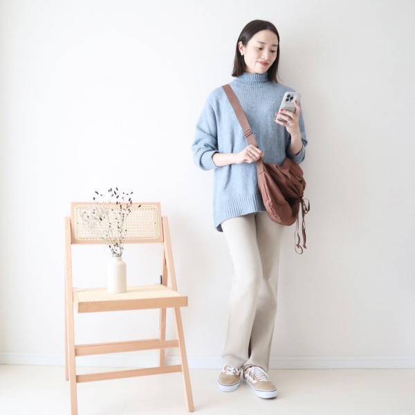 さすが【ユニクロ】。1着で着回し力抜群っ！冬のマストバイ♡「大人セーター」