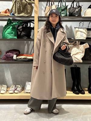 さりげなく可愛い♡ コーデとマッチさせて！プラスワンしたい【ベロア小物】