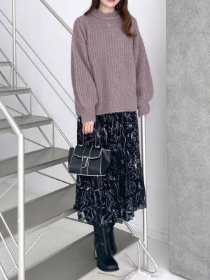 お買い得じゃない？ 魅力たっぷり♡ コーデの幅を広げる【リバーシブルスカート】