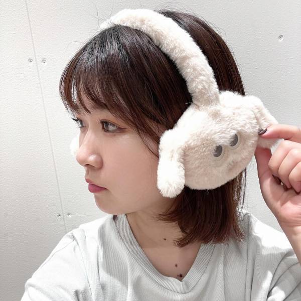 付けるだけで映える♡あったか可愛い【最旬イヤーマフラー】って？
