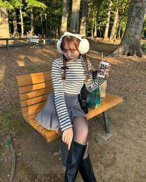 付けるだけで映える♡あったか可愛い【最旬イヤーマフラー】って？