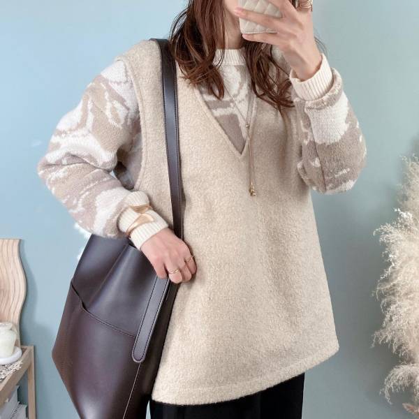 「既に大人気の模様」「360℃かわいい」と大絶賛！【しまむら】「一目惚れ」した“主役級ニット”2選