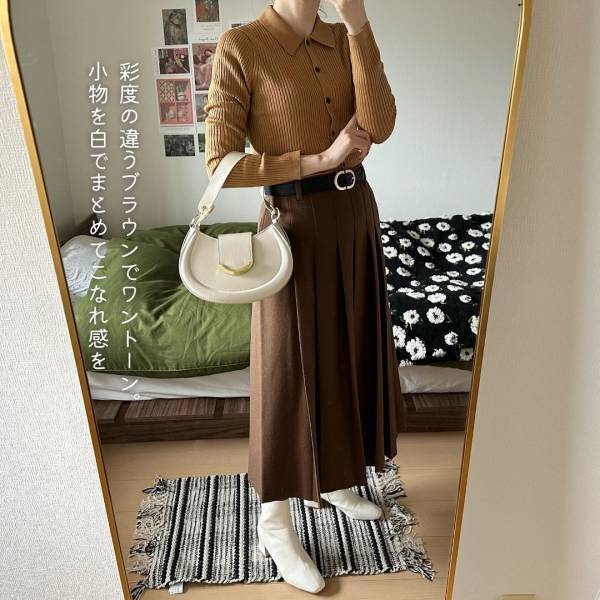 「絶対買い」「3色買いしてるお気に入り」【ユニクロ】”着回し力抜群”のポロカーデ紹介