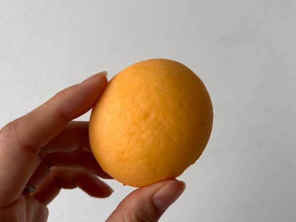 ＜想像以上＞このおいしさ「クセになる」♡「驚くほどしっとり」【ローソン】“たまごぱん”が「コスメ抜群」！