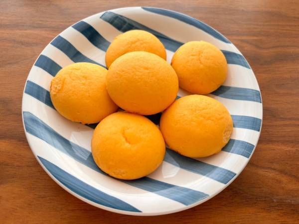 ＜想像以上＞このおいしさ「クセになる」♡「驚くほどしっとり」【ローソン】“たまごぱん”が「コスメ抜群」！