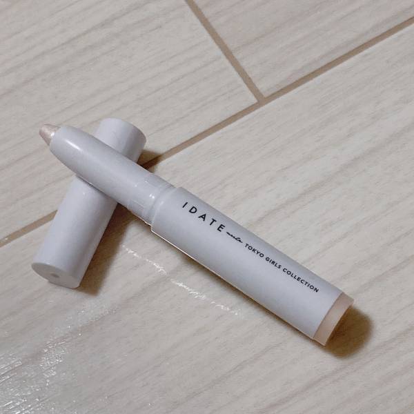 これは優秀すぎる…！ラメの「キラキラ感」が超絶可愛い♡【DAISO】アイデイトのハイライトが「重宝しそうな予感！」