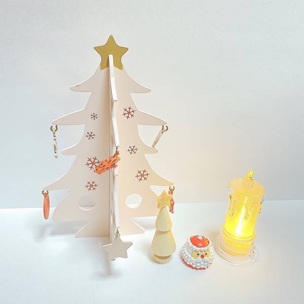 ＜Instagramで話題＞「あっという間に売り切れ」！【セリア】“きらきらロウソク”が「めちゃくちゃオシャレ」♡