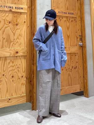 絶妙カラーがたまんないッ！【グローバルワーク】1枚は欲しい「青ニット&カーデ」