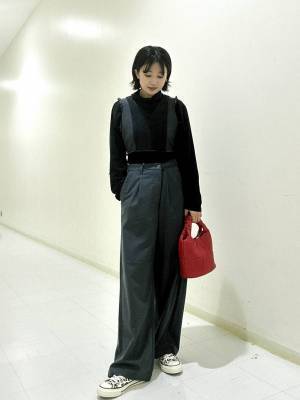 ＜一気にトレンド感がUP＞差し色に困ったら♡「赤アイテム」でオシャレコーデ