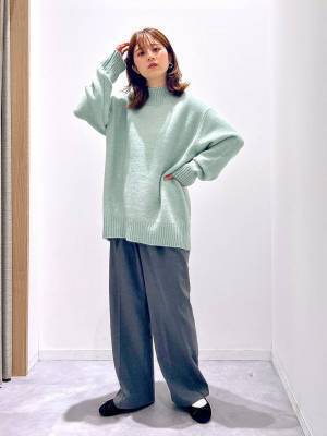 『秋冬の地味見え』 → 回避！！【グローバルワーク】一点投入で映える！「最旬カラーニット 」