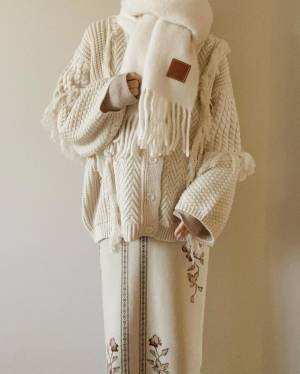 これ見つけたら即【しまむら】で買うべき！フェミニンだけど大人っぽ♡「淡色アイテム」