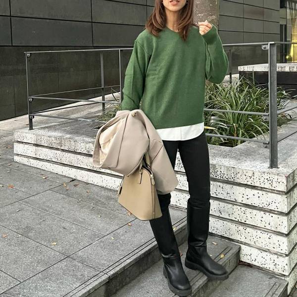 可愛すぎて「試着もせず即決で購入」したッ！！【ユニクロ】「色味」「デザイン」が優勝！“トップス”紹介