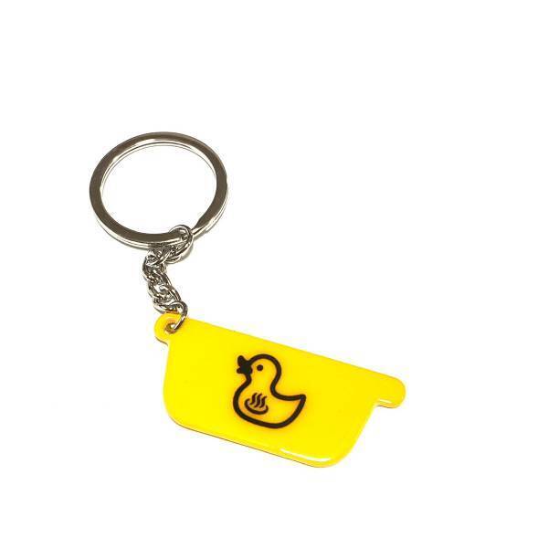 「え！？これ本物じゃないの？」”サ活ブーム”がついに100均にも！！！【セリア】「サウナキーホルダーがヤバい♡」