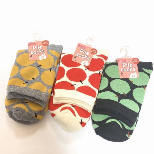 「110円とは思えない…」【セリア】の”靴下”は冷え性対策にバッチリ！