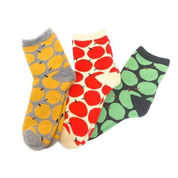 「110円とは思えない…」【セリア】の”靴下”は冷え性対策にバッチリ！