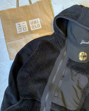 「ブラック」×「アウター」は要チェック！【ユニクロ】の着回し力抜群アイテムは見逃せない！