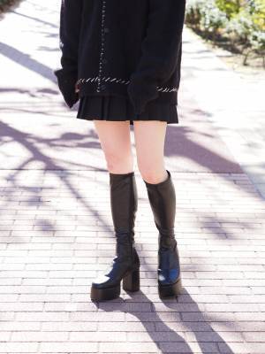 この冬WEGOで買うべき「バズりアウター」を人気スタッフが着こなし！