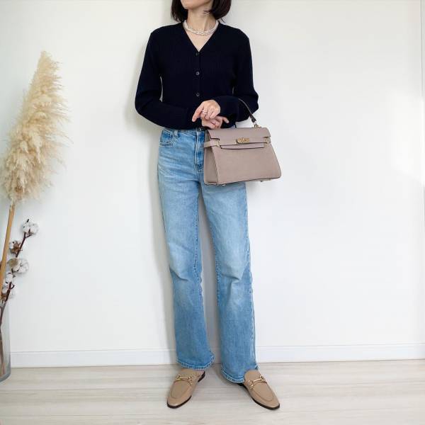 アウターを選ばず着れる♡【ユニクロ】今っぽ「シンプルコーデ」って？