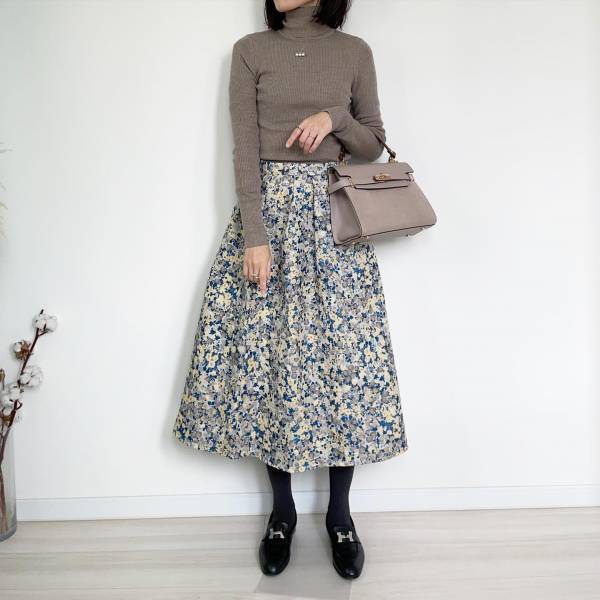 もはや定番アイテム！？【ユニクロ】全色買いもアリ♡「タートルネック」