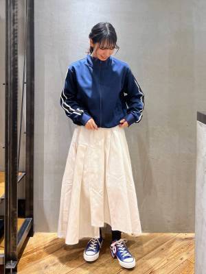 韓国っぽガーリーに着こなしたい【トラックジャケット】