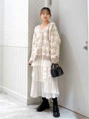 どんなコーデにもぴったり合う♡【アーガイル柄】の優秀さがすごい、、！