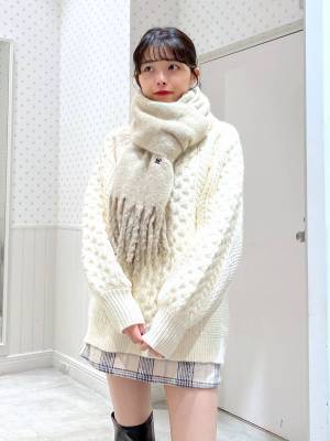 〈今季真似したい！〉“巻き方”で印象チェンジ！【ストール】の「アレンジ術」って？