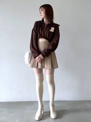 2WAYでどっちもかわいい♡ トレンドの【ハーフジップ】が万能！