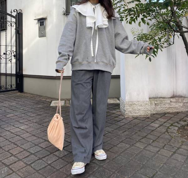 「1700円以下」で買える！！「一癖デザインが可愛い」♡【しまむら】コーデ例から見る〈”グレースウェット”のオシャレな着方〉