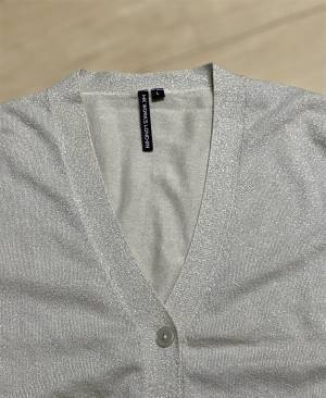 「今流行りのラメ」が可愛すぎる～～♡【しまむら】着回しやすい”きれいめカーディガン”を発見！