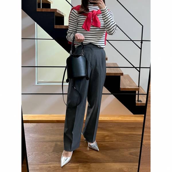 めっちゃ着回せる～～！【UNIQLO】”タックワイドボトムス”にカラーニットを合わせたらお洒落すぎました。