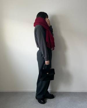 「買ってよかった」ホワイトもレッドも可愛い〜♡【ユニクロ】”マフラー”特集