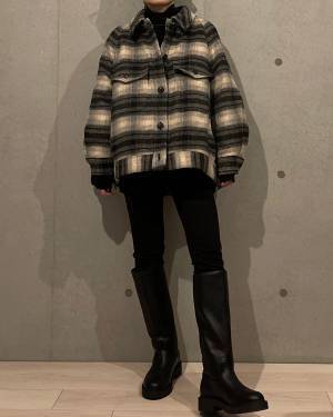 ＜1本は持っておきたい＞ホリデーシーズンも活躍期待！！【ユニクロ】”あったか美脚レギンス”を紹介