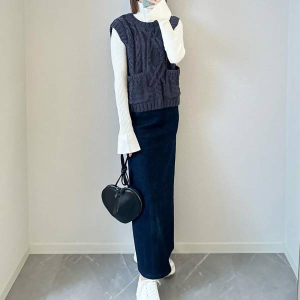 「想像以上」の「可愛さ」に思わずうっとり…♡『重ね着が◎』【ZARA】の《グレーニットベスト》2選紹介！！