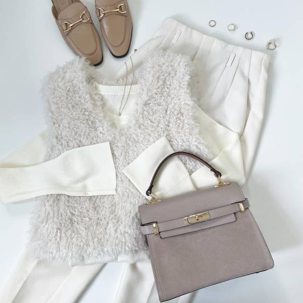 アウター脱いでもかわいい♡【フレアスリーブ】でゆったりコーデ！