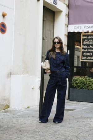 おしゃれな人が注目している2024年デニムトレンドとは？【パドル・フレア・インディゴ】