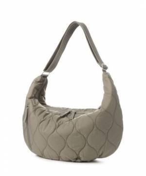 まだまだ人気！【グローバルワーク】デイリー使いに♡ 軽くて今っぽ「キルトバッグ」