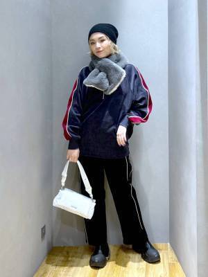 マフラー卒業かも！ 大人の可愛さアップな【ティペット】活用法♡