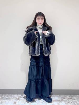 コーデの主役になる♡【ローリーズファーム】ボリューム感たっぷり！！「ファーブルゾン」