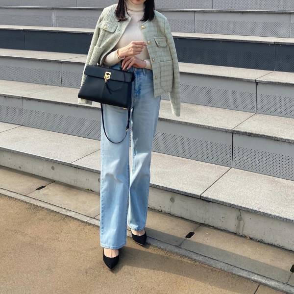 こりゃ買っておきたい！【ユニクロ】1着で大人な着こなし♡「カジュアルデニム」