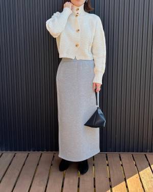 こりゃ一目惚れ不回避♡【GU】縦ラインですっきり見え!!「名品スカート」